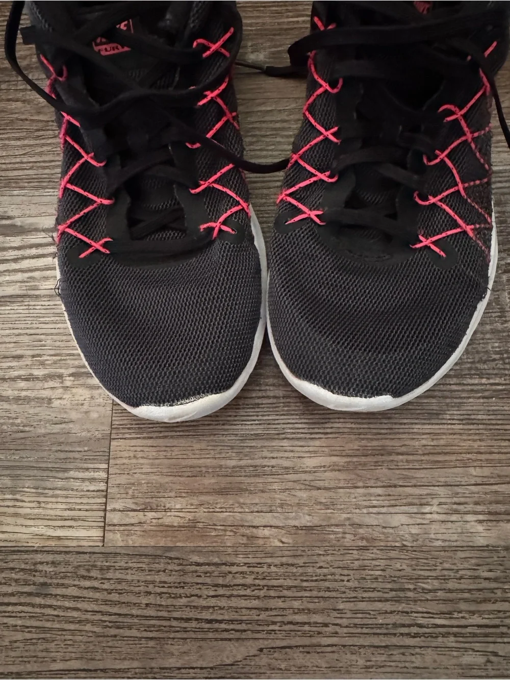 Nike Flex Black Athletic Sneakers with Pink Accent Lacing Size 7.5